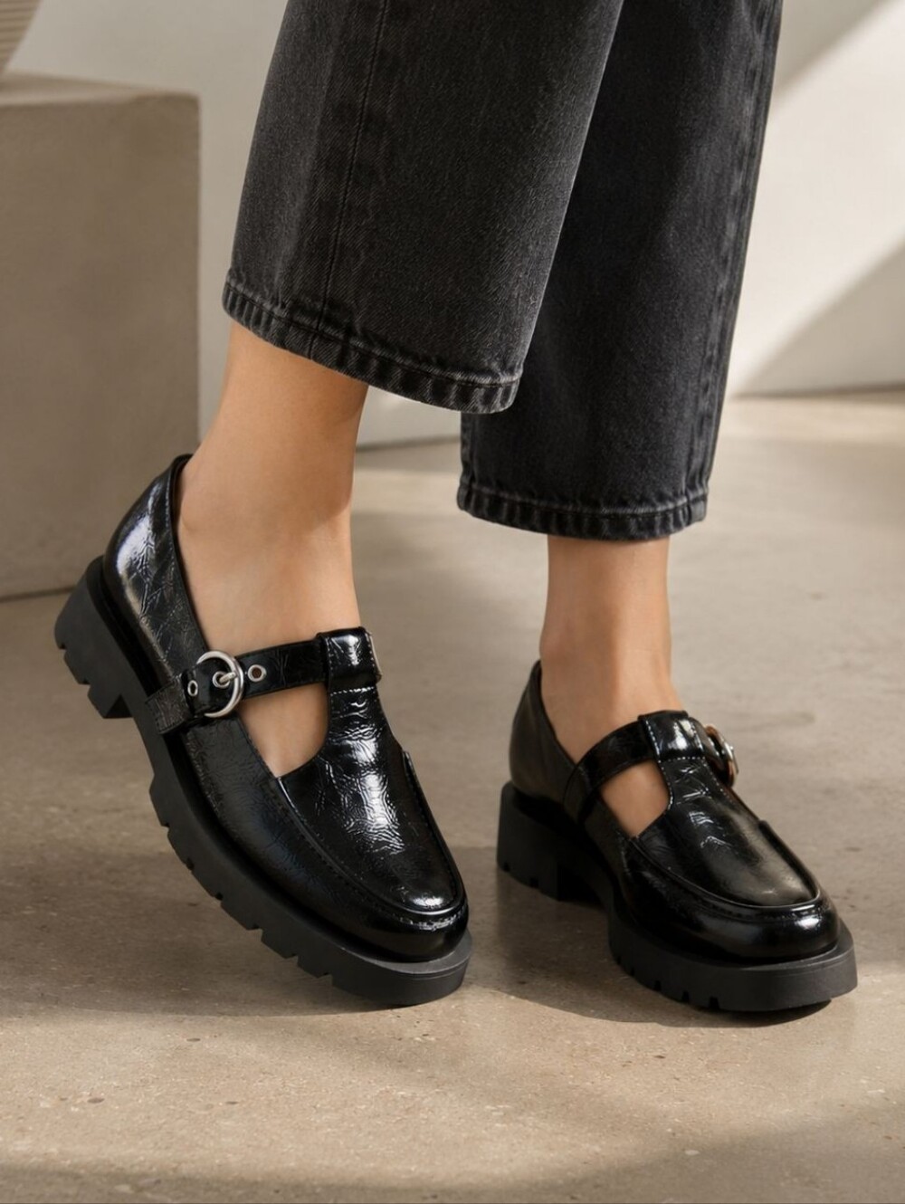 Dolce Vita Ebbie Mary Jane Loafers Black Buckle Silver Patent Leather Classic